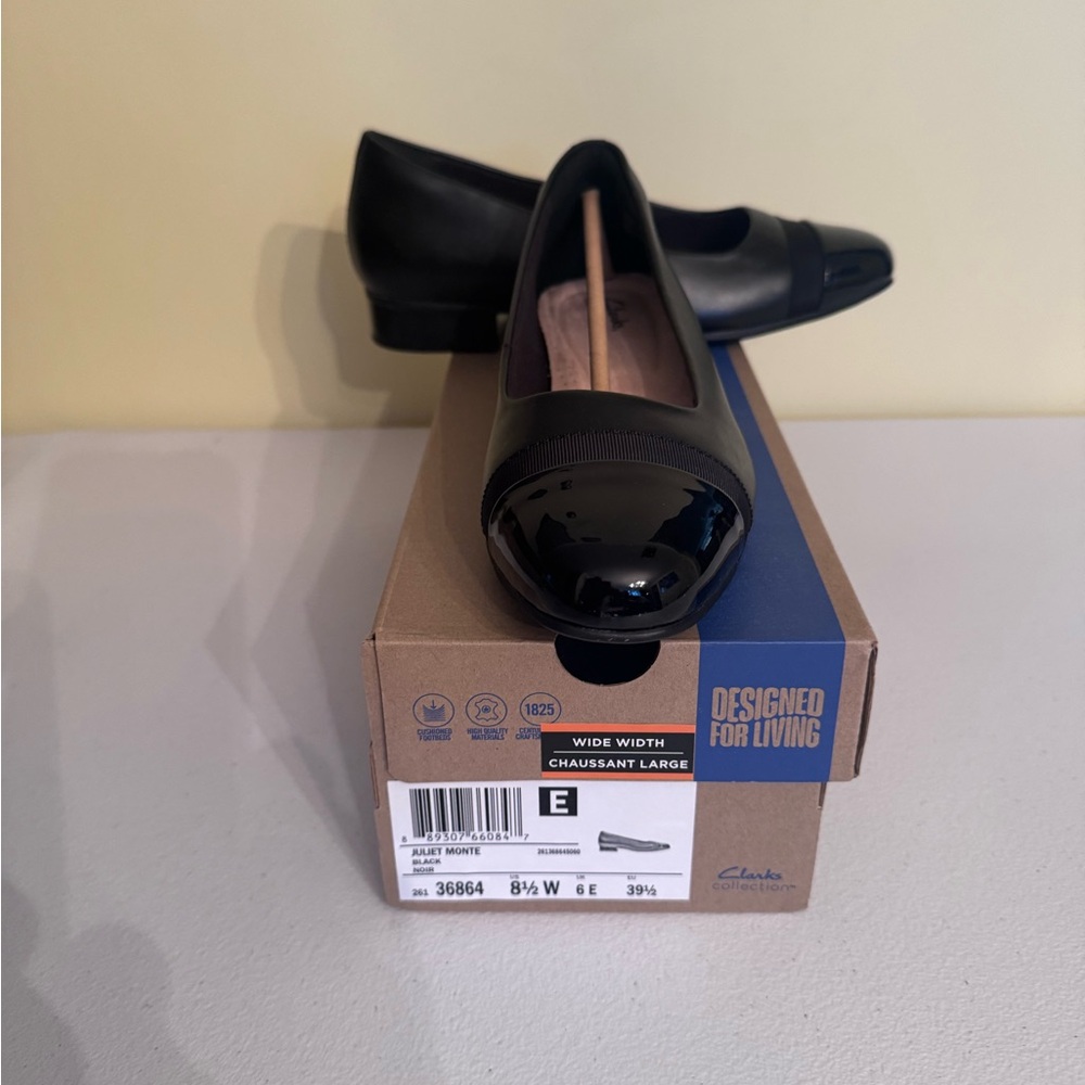 Clarks Women's Black Patent Flats- Wide Width